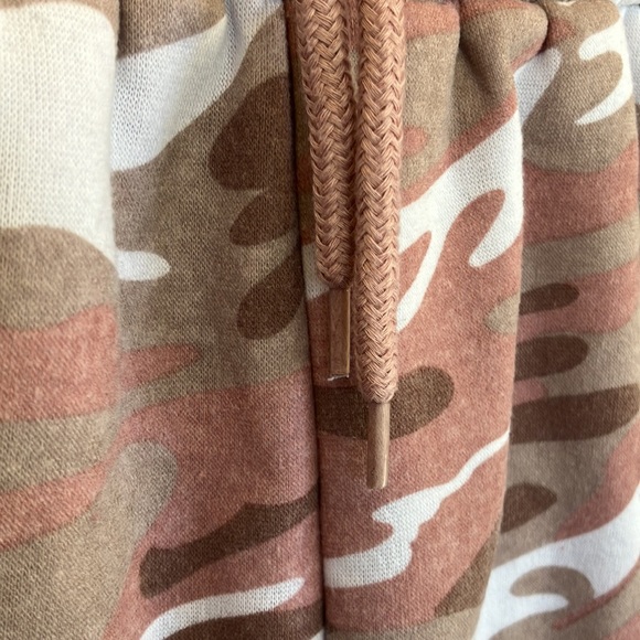 Roma Concept by Rosee Pink Camo Shorts - Picture 2 of 6